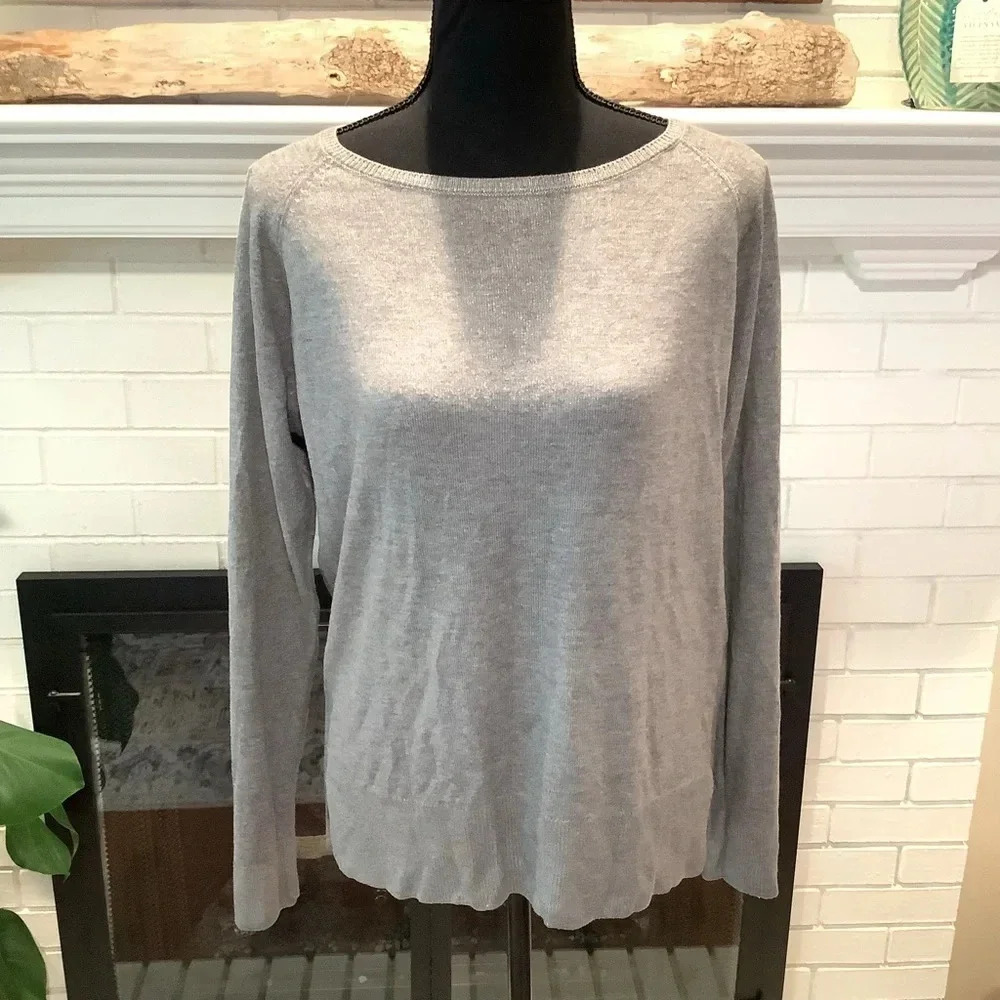 #207 Gorgeous ZARA Knit Silver Metallic Sweater Size Medium